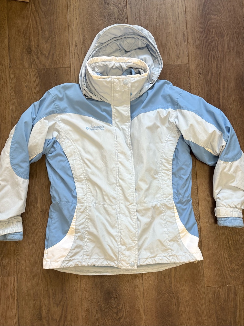 Columbia Women’s Light Blue and White Hooded Winter Jacket Skiing Size Large